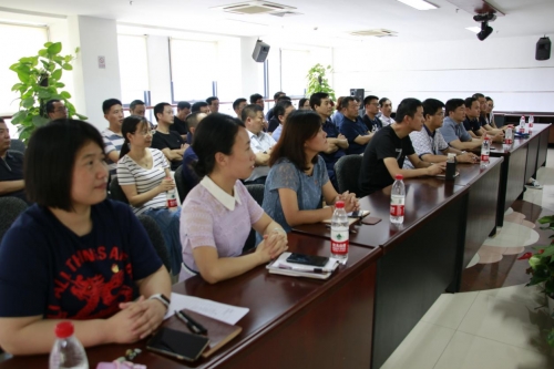 【党群园地】严以修身 、严于律己  ，树风清气正的良好氛围——集团纪委组织观看市委廉政警示教育片