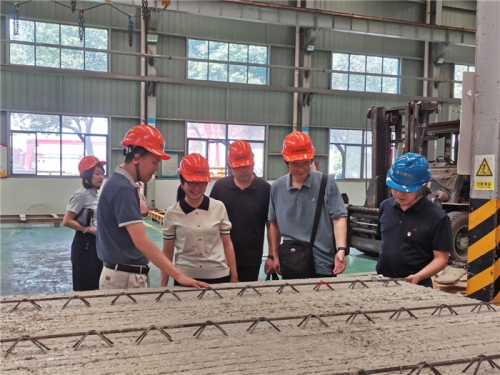 【领导关怀】杭州市总工会赴人生就是搏·杭构集团仁和基地进行“全市工会劳动法律夏季专项监督行动”调研检查
